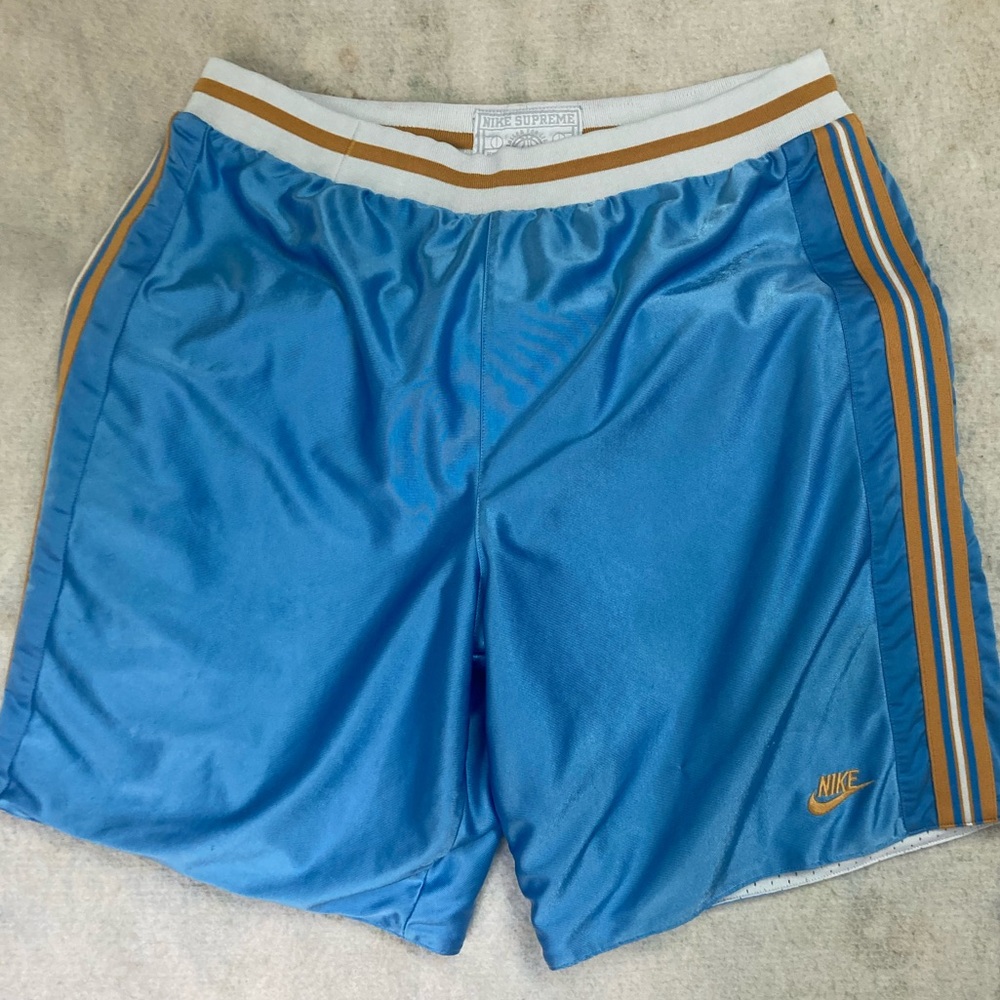 VTG Nike Supreme Reversible athletic basketball shorts size XL blue and white